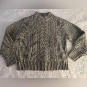 Women’s Oversized Sweater (xs)